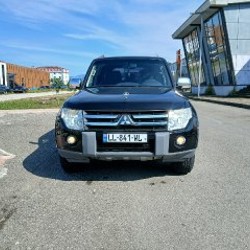 Mitsubishi Pajero 4 Wagon - фото 4