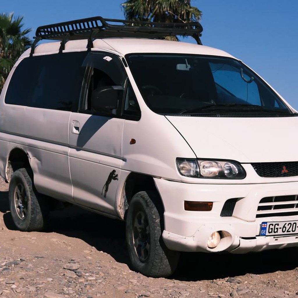 Mitsubishi Delica
