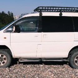 Mitsubishi Delica - фото 4