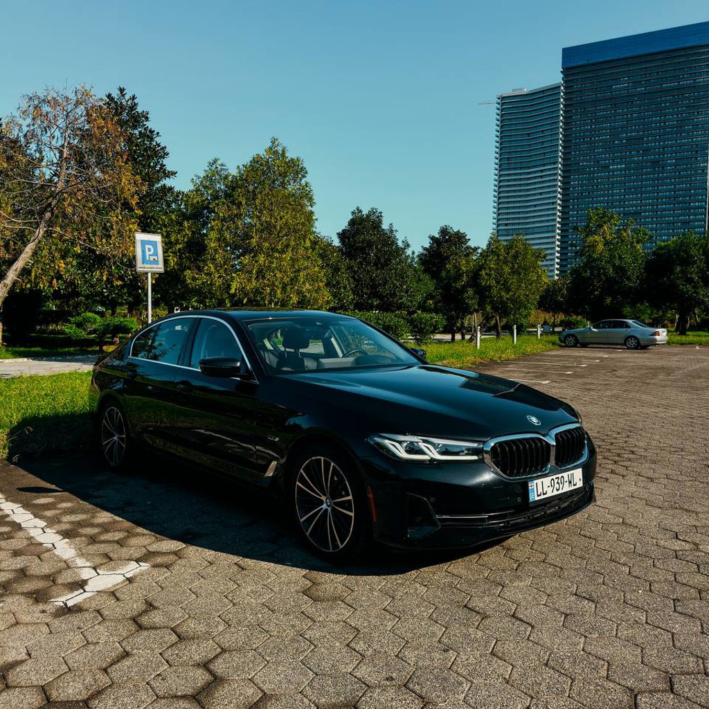 BMW 530e