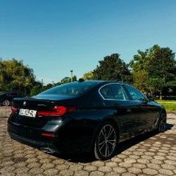 BMW 530e - фото 3