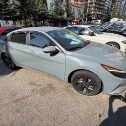 Hyundai Elantra 2022 - фото 2
