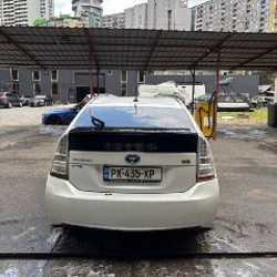 Toyota Prius - фото 4