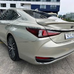 Lexus ES 300h - фото 3