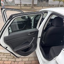Volkswagen Jetta - фото 7