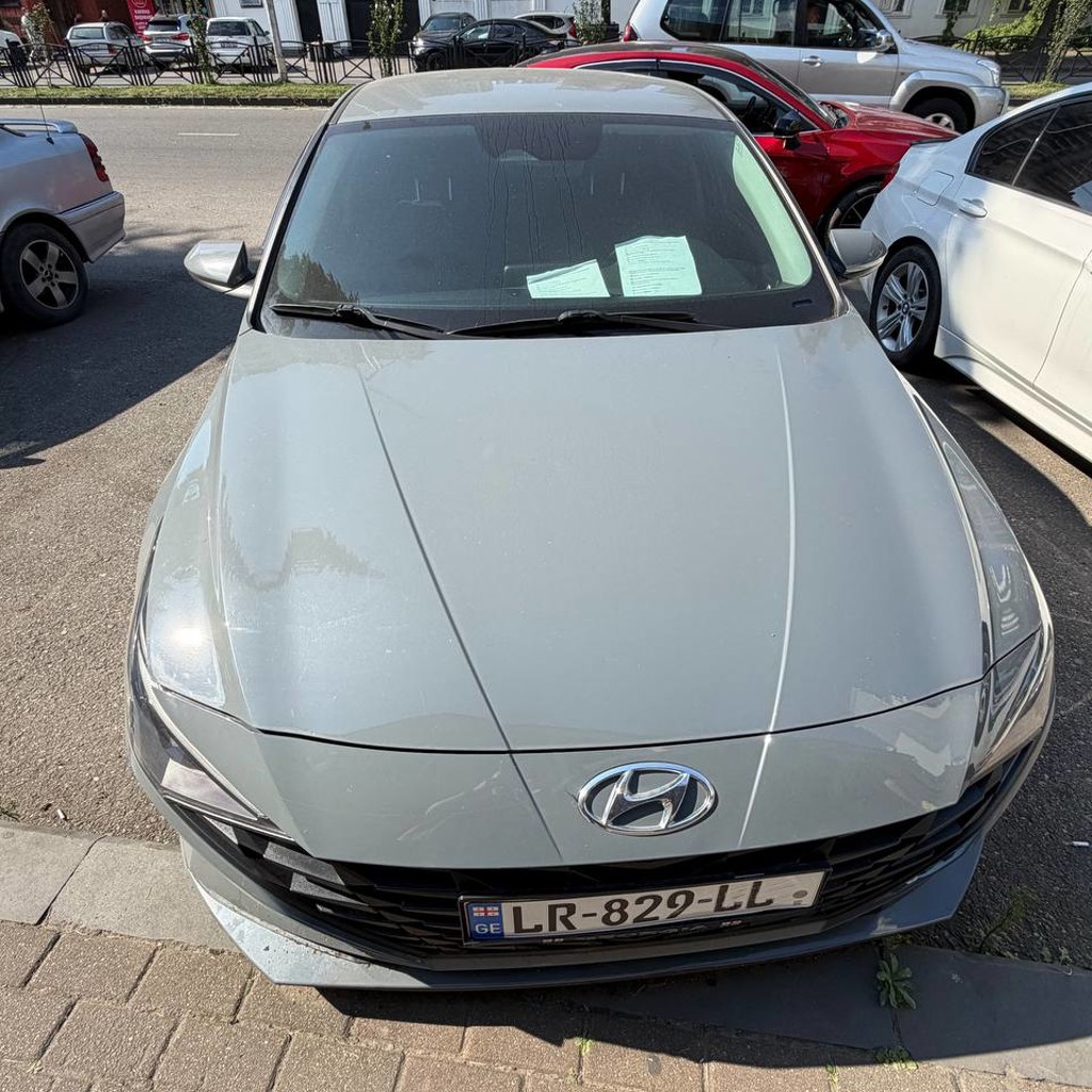Hyundai Elantra