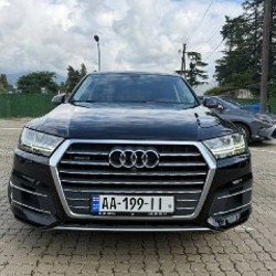 Audi Q7 - фото 2
