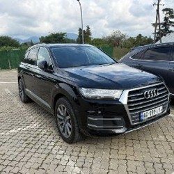 Audi Q7 - фото 2
