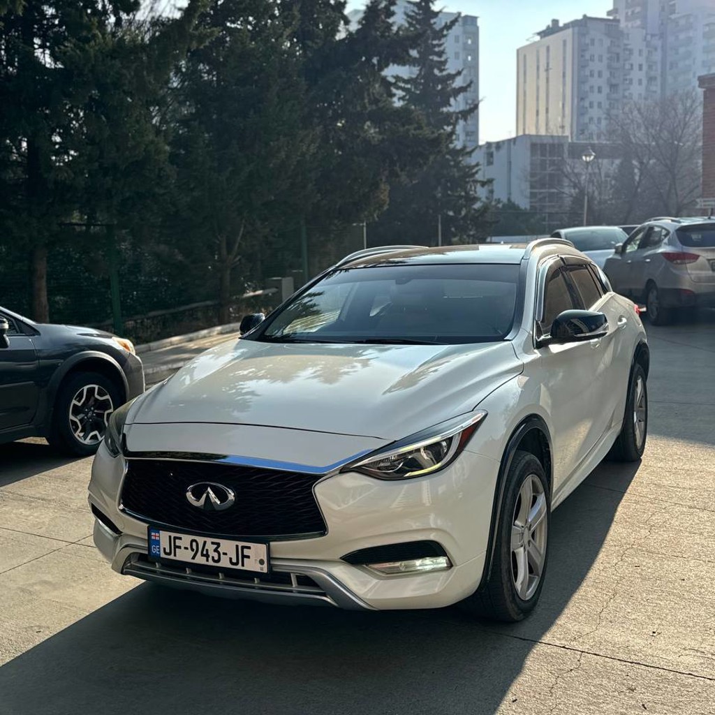 Infinity QX30