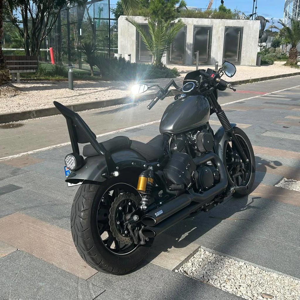 Yamaha Bolt 950
