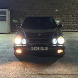 Mercedes Benz W210 E320 - фото 4