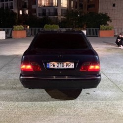 Mercedes Benz W210 E320 - фото 6