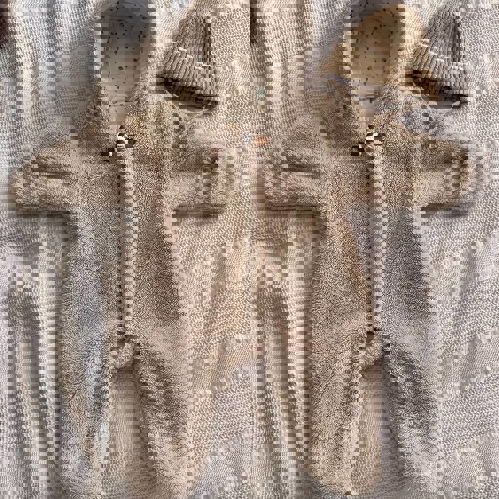 Комбинезон с шапочкой