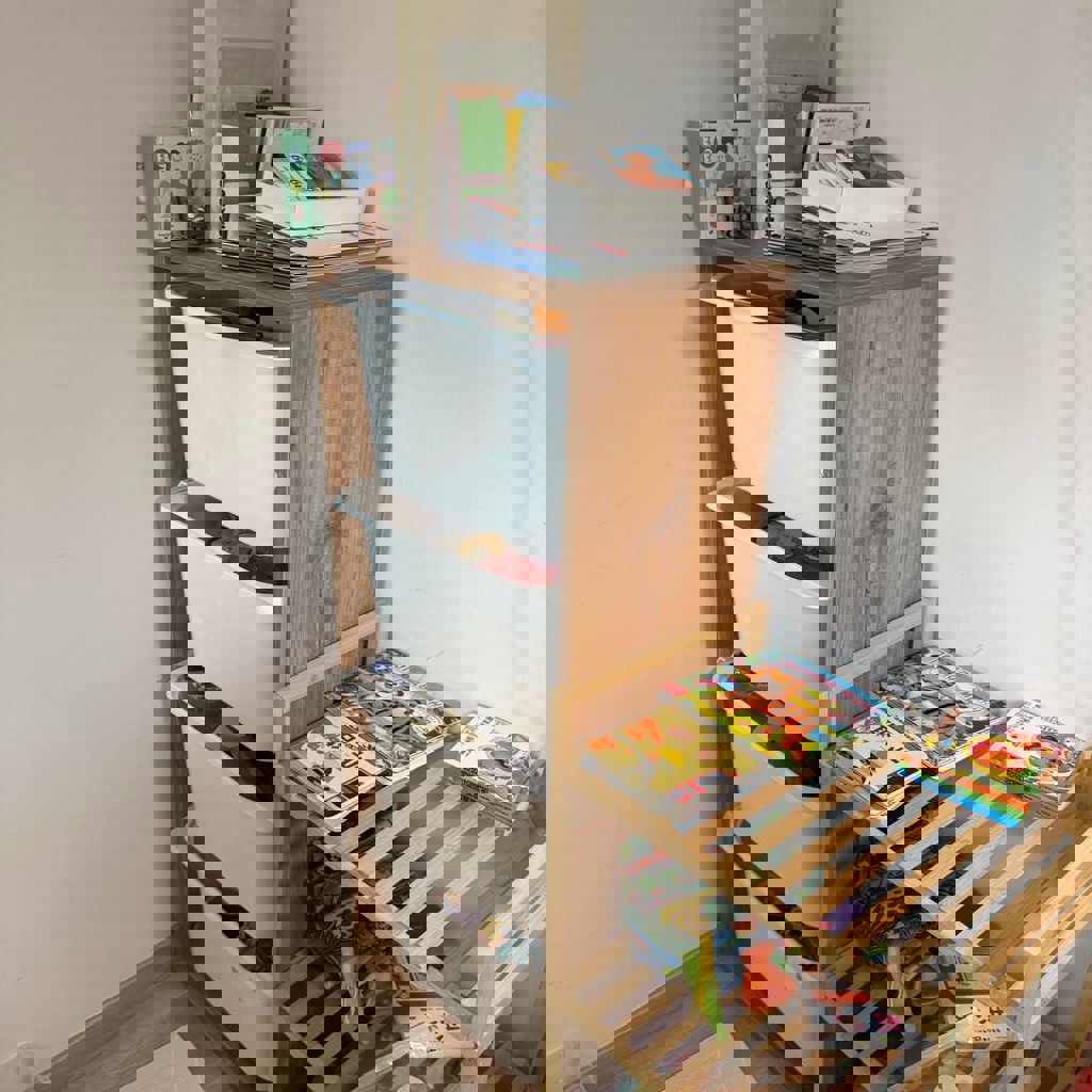 Стеллаж с полками