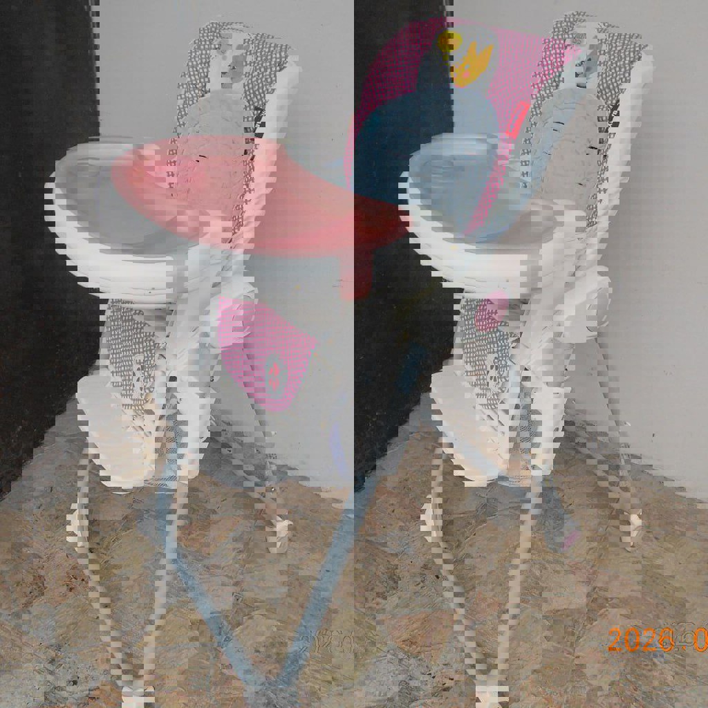 Детский стульчик для кормления