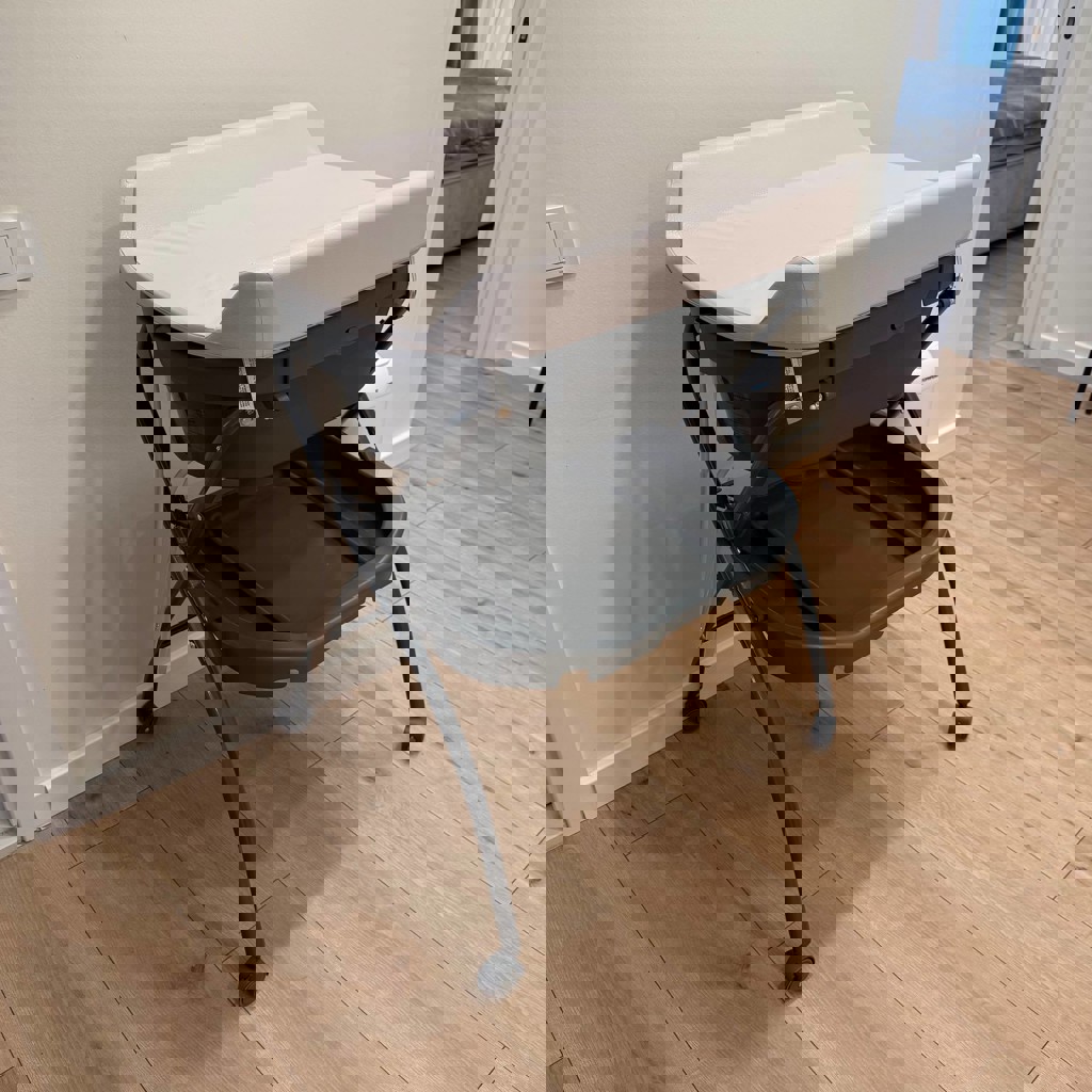 Детская ванночка с подставкой