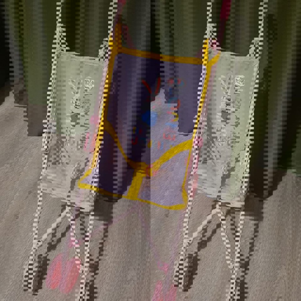 Детская игрушечная коляска