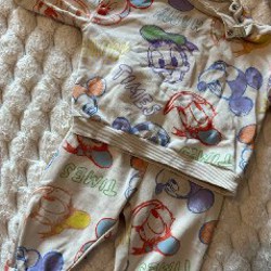 Пакет вещей и обувь - фото 2