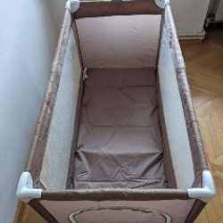 Кроватка детская складная (серо-коричневая) - фото 9