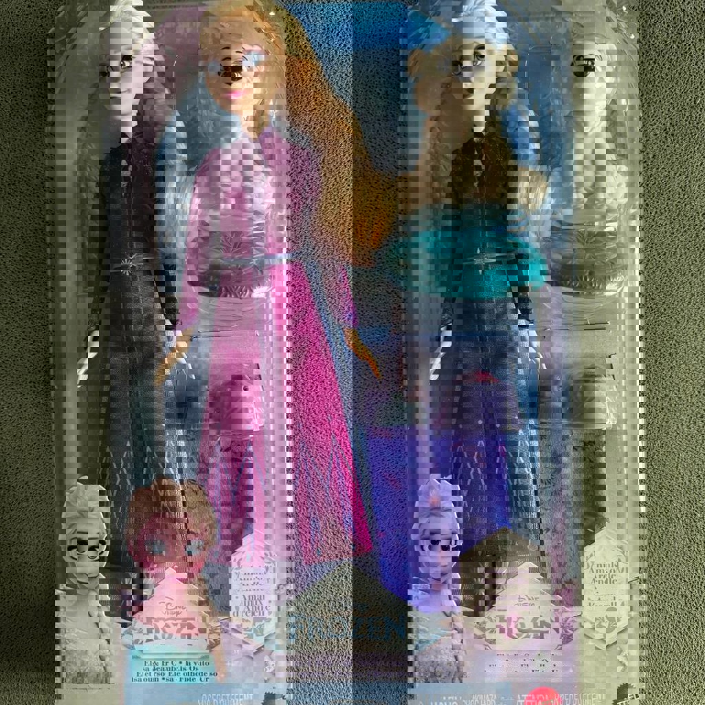 Игровой набор 'Принцесса Эльза и медвежонок'