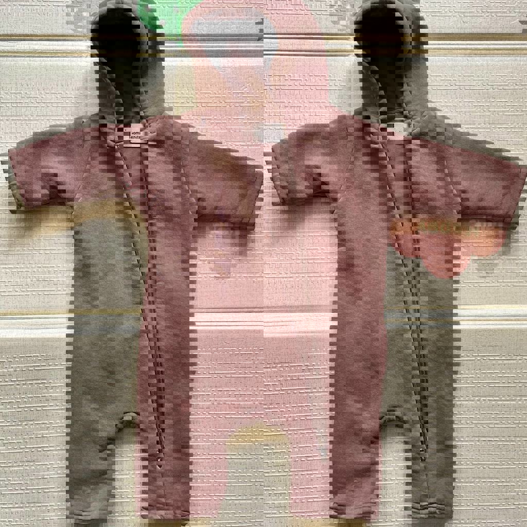 Боди с капюшоном