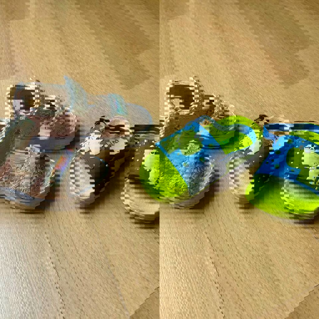 Сандалики светящиеся