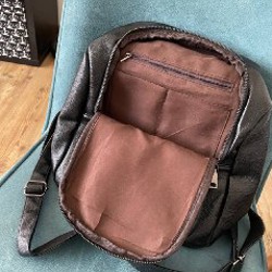 Черный кожаный рюкзак - фото 2