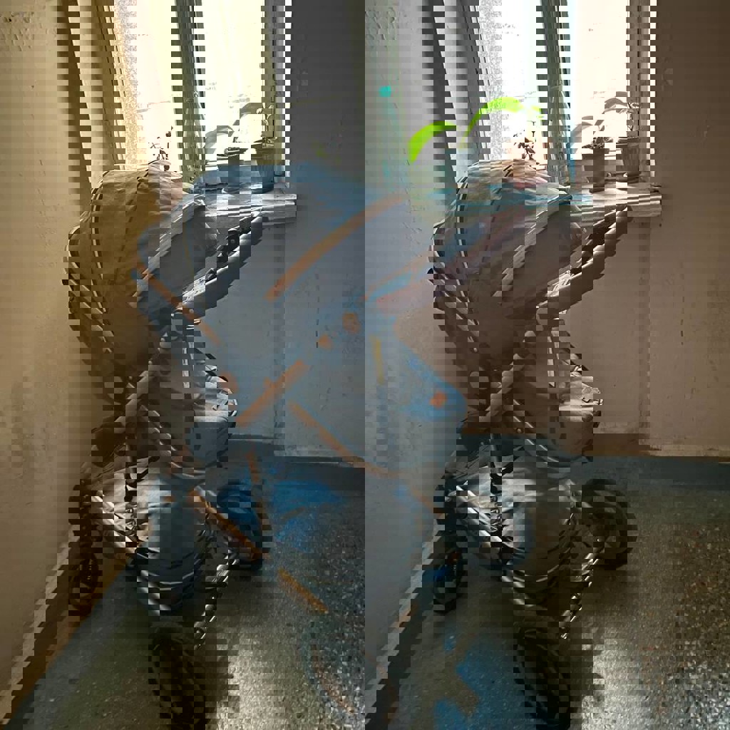 Детская коляска трансформер 2 в 1