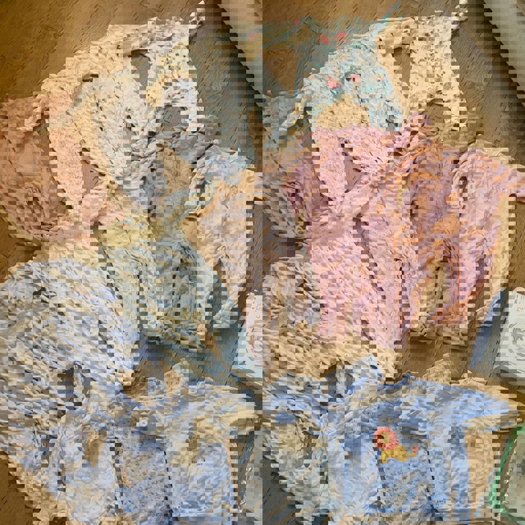 Детские пеленки и подгузники