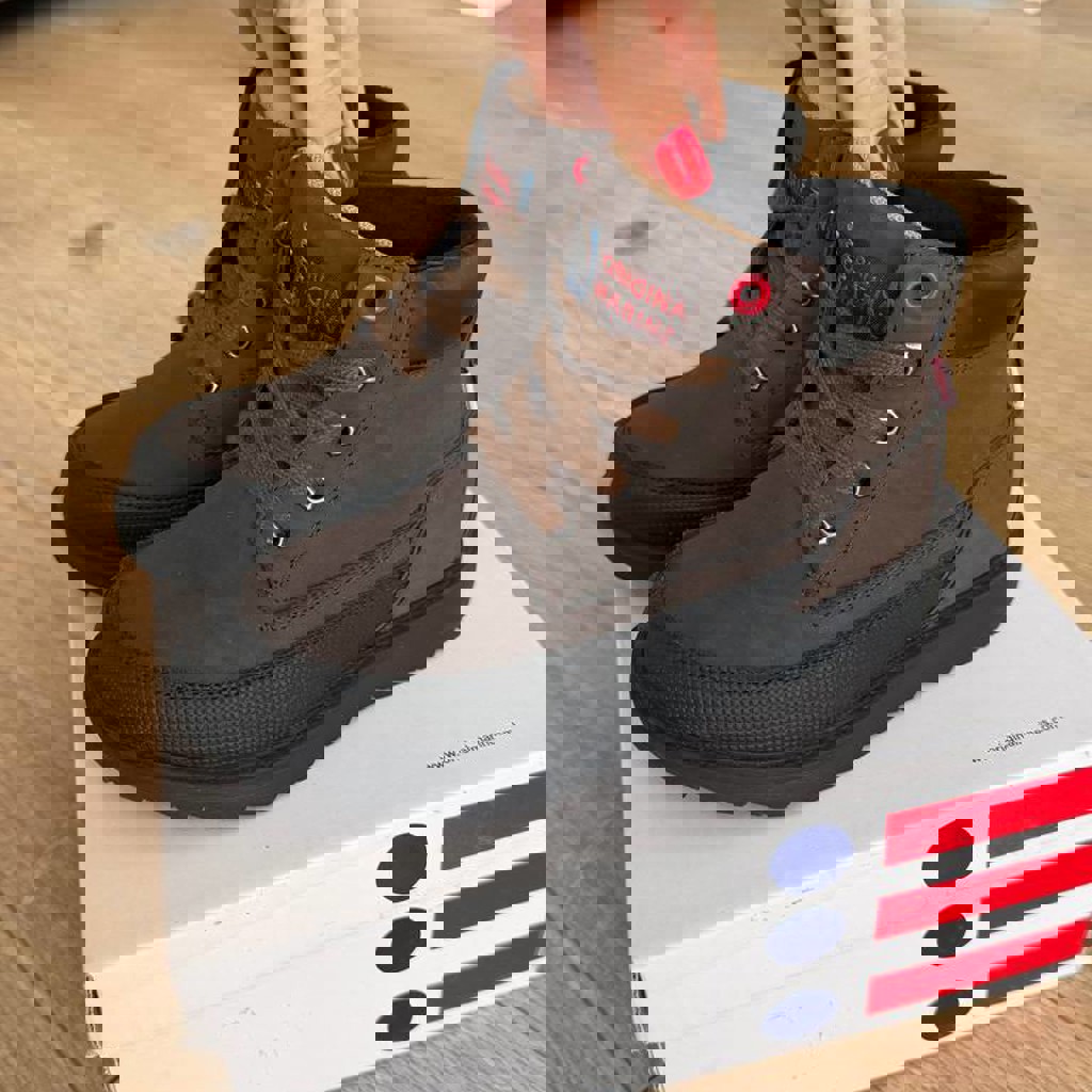 Ботинки на мальчика