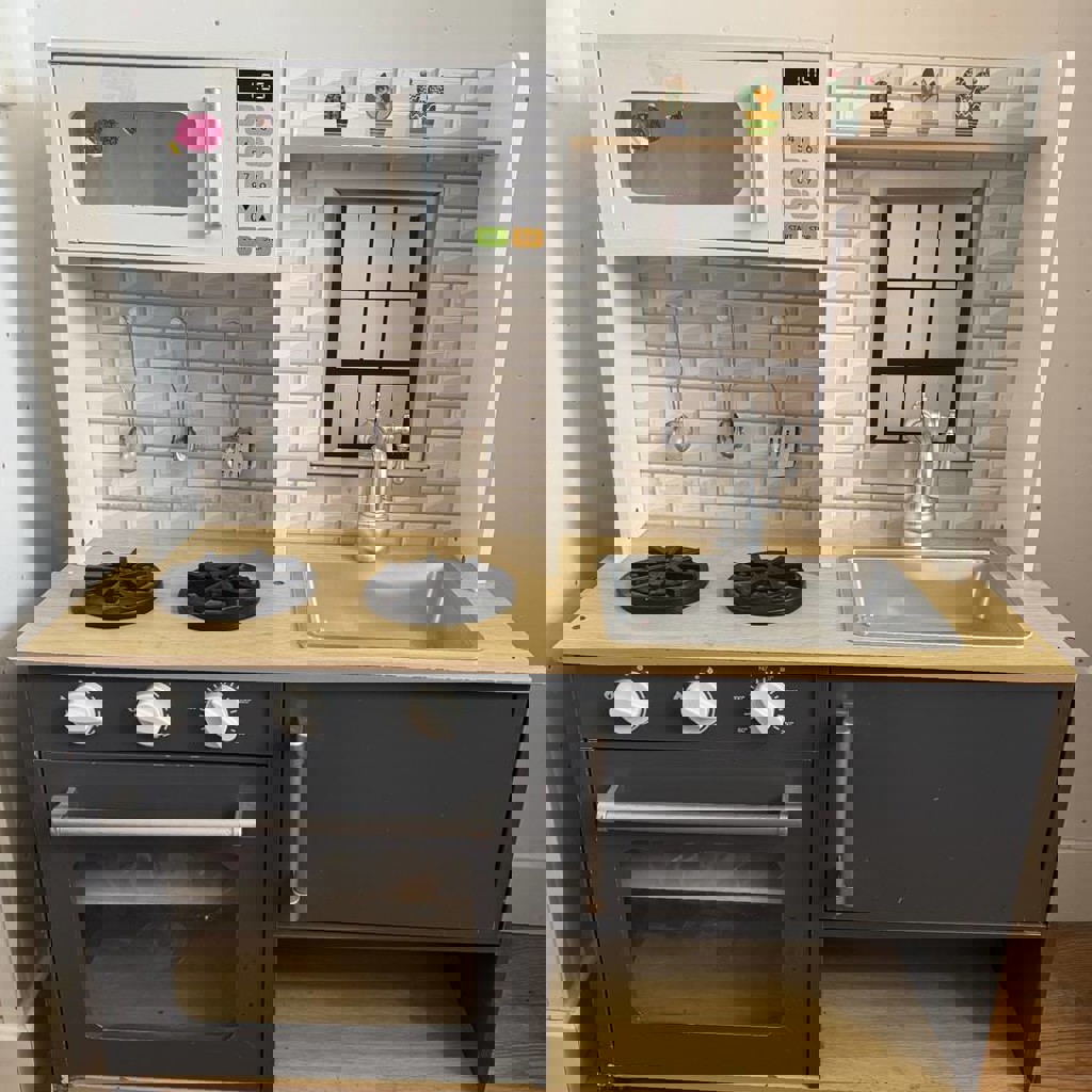 Детская деревянная кухня