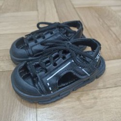 Кроссовки - фото 8