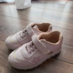 Кроссовки на девочку - фото 2