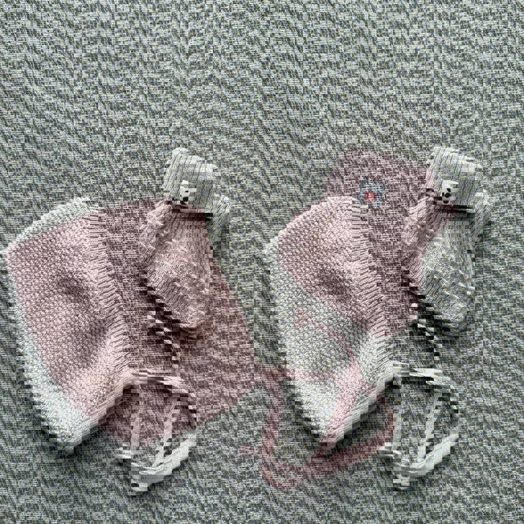 Шапочка и пинетки