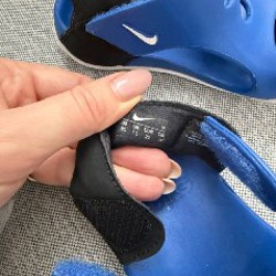 Резиновые тапочки Nike - фото 3