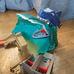 Станция Hot Wheels акула - фото 3