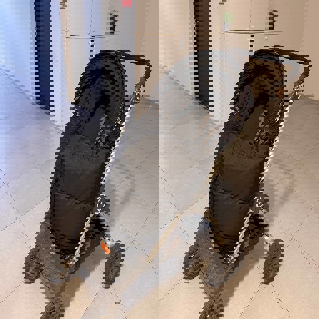 Прогулочная коляска Stokke