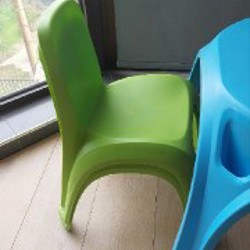 Детский стол и 4 стула - фото 2