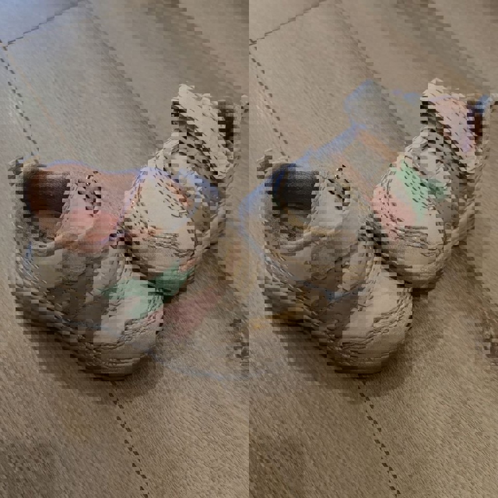 Обувь на девочку