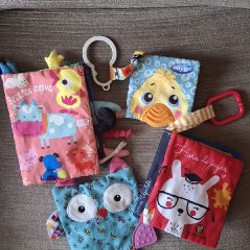 Карточки и книжка - фото 1