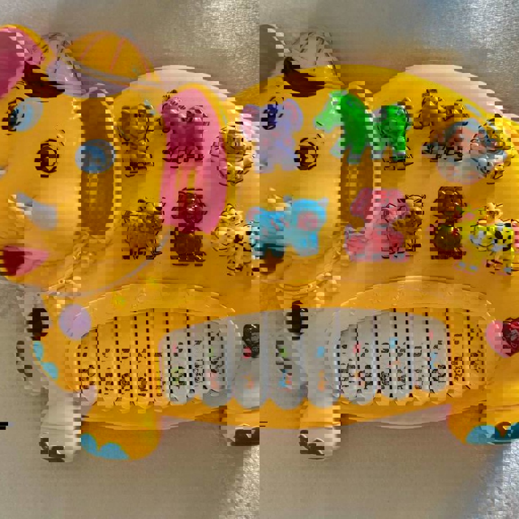 Музыкальный слоник