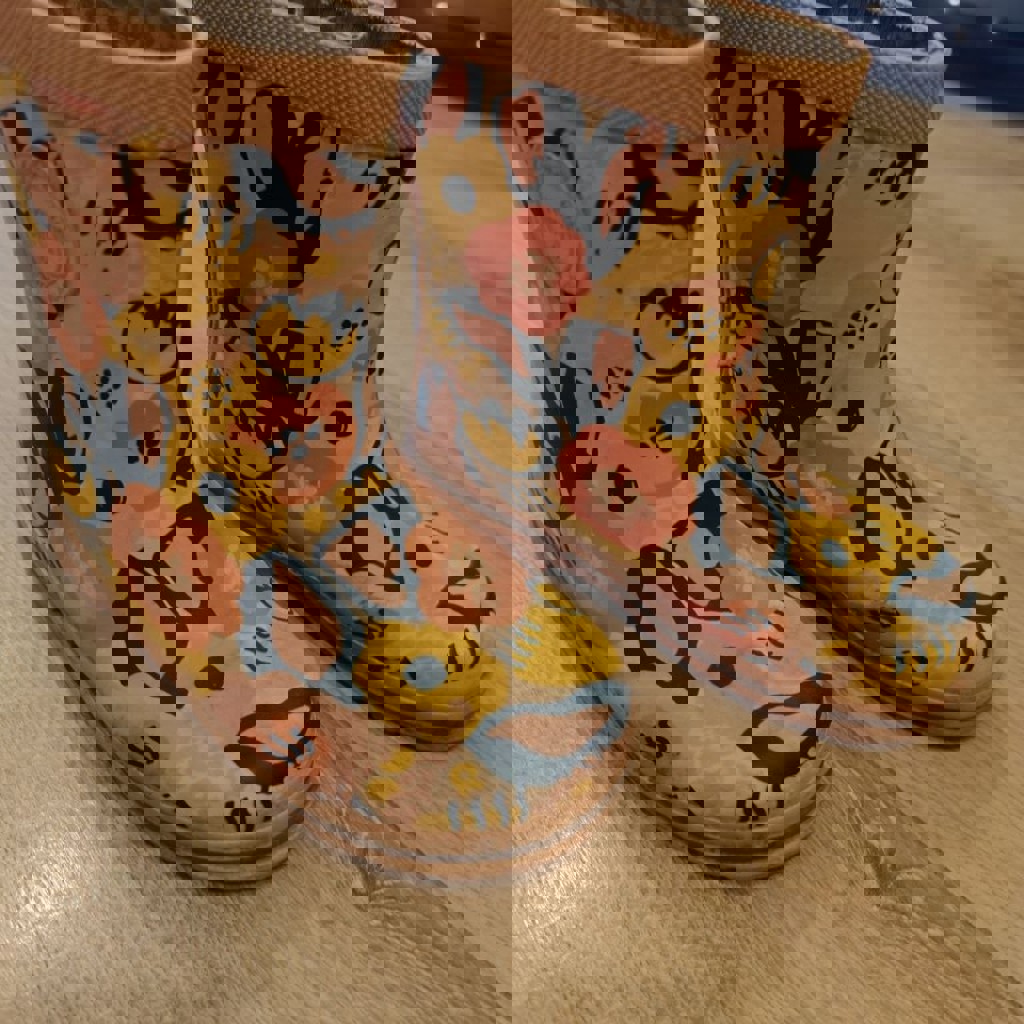 Резиновые сапоги