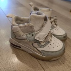 Весенние кроссовки - фото 2