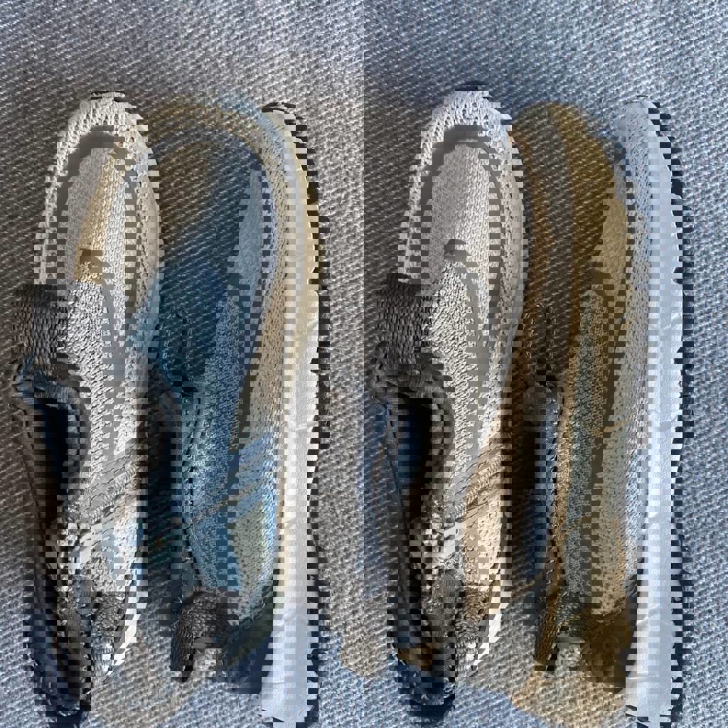 Кроссовки Zara