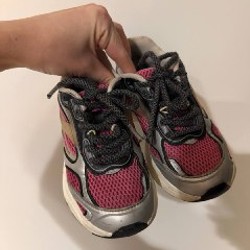 Кроссовки - фото 3