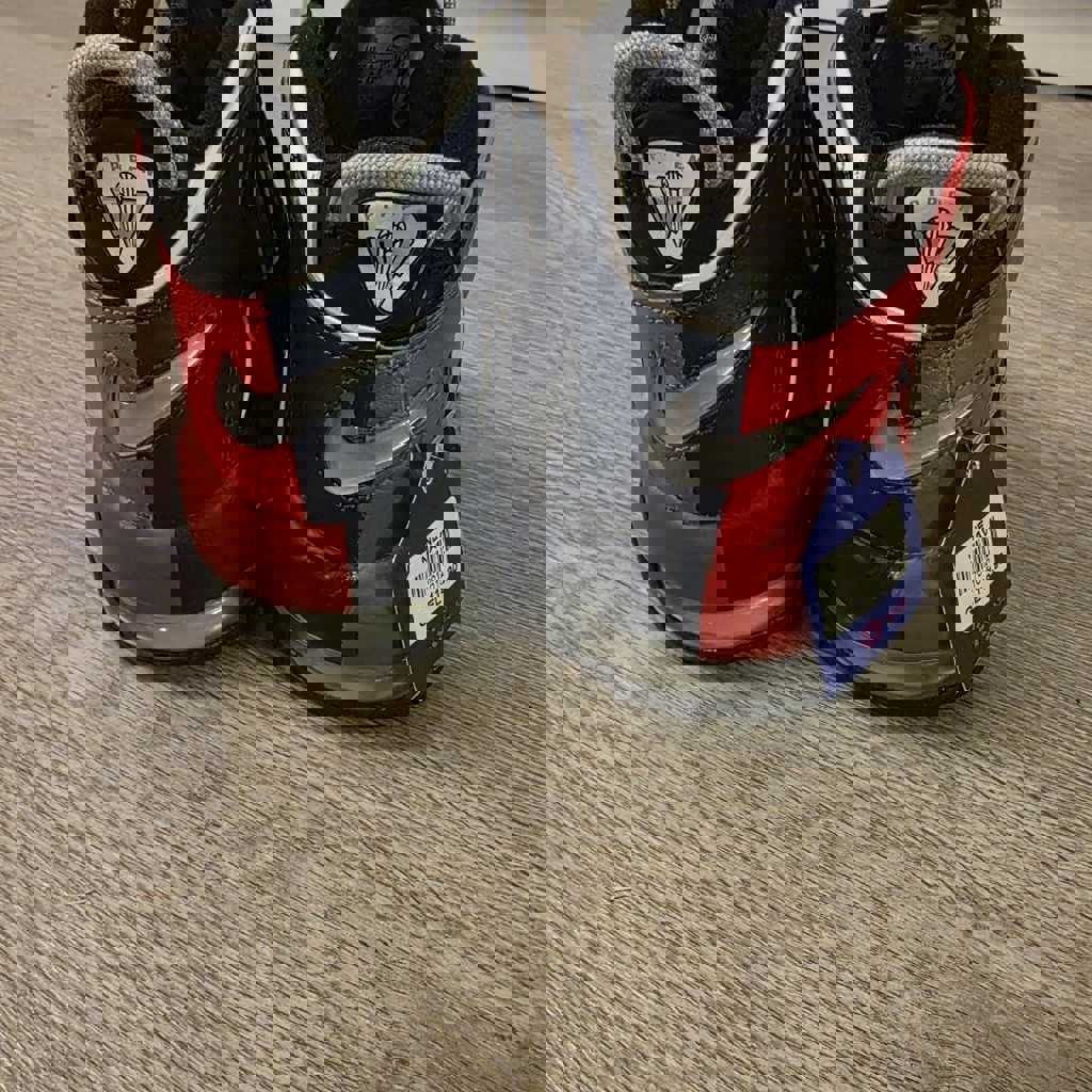 Кроссовки Nike