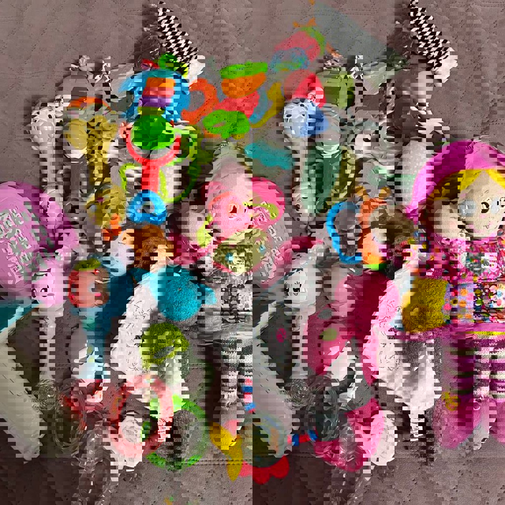 Пакет игрушек для самых маленьких