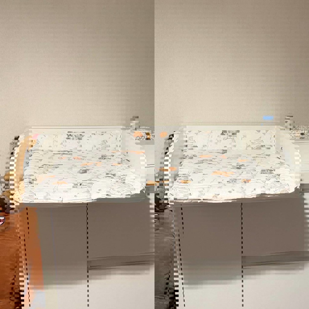 Пеленальный столик