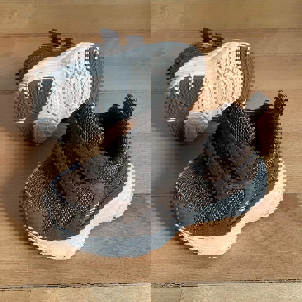 Кроссовки Kiabi