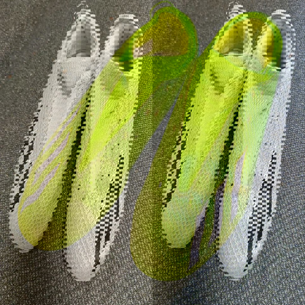 Футбольные бутсы